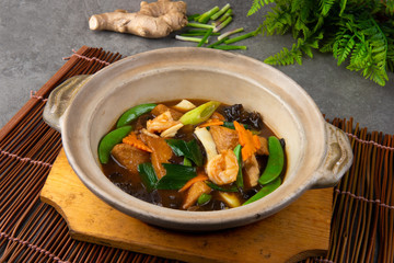 chinese claypot tofu with mixed vegetables