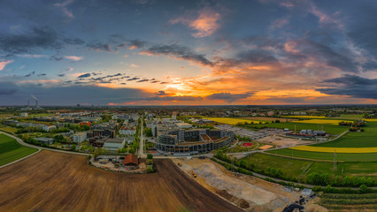 Sonnenuntergang über Unterföhing am Rande von München