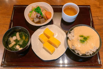 麦とろろご飯