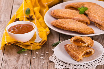 Florentines sweet puff pastries.