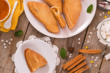 Florentines sweet puff pastries.