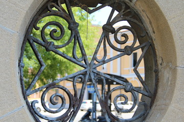 elements of architectural decoration of the city