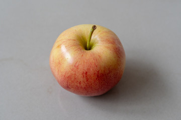 Frischer Apfel