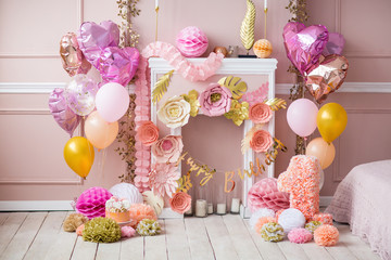 The decor of the first birthday	