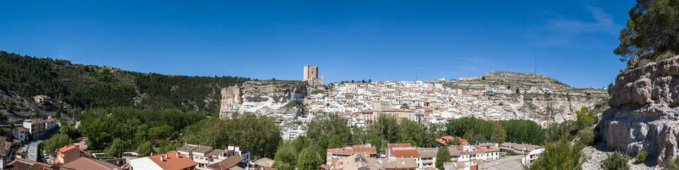 Fototapeta na wymiar Panoramic of Alcala del jucar