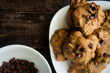 pumpkin chocolate chip cookie