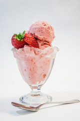 ice cream with strawberries
