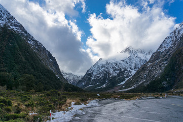Fototapeta na wymiar Snowcapped mountains in Fiorland National Park in New Zealand