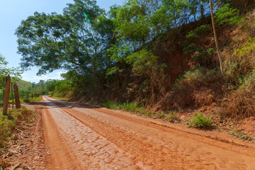 Fototapeta na wymiar Estrada rural brasileira