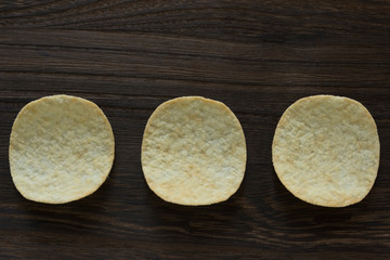 成形ポテトチップス