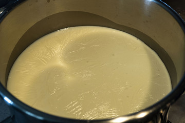 boil fresh milk at home, milk is boiling, home cooked cow milk is best for health