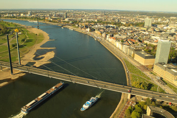 Obraz premium Düsseldorf am Rhein