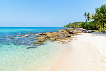 tropical beach and sea with blue sky, vacation concept 