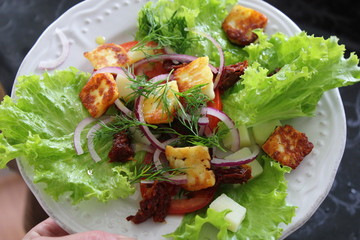 A healthy and delicious salad