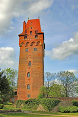 Tangermünde: Burgturm an der Elbe (14. Jh., Sachsen-Anhalt)