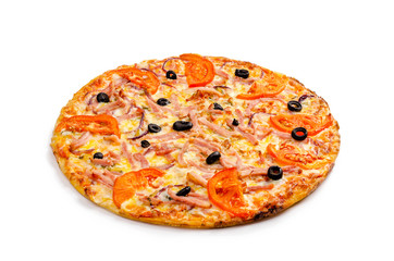 Pizza with ham, garlic sauce, pickled cucumbers, red onion, tomatoes, olives, cheese, greens.