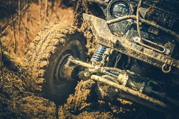 Modern Off Road Car © Tomasz Zajda