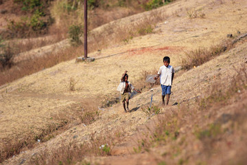 Fototapeta na wymiar indian child playing with kite