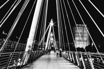 Fototapeta premium bridge at night