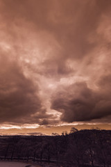 Obraz premium Dichte Wolken - Infrarot