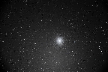 M13 GREAT HERCULES CLUSTER