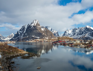 Obraz premium Reine village with fjord, Lofoten Norway