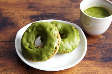 抹茶のドーナツ