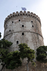 Fototapeta na wymiar White tower of Thessaloniki Greece