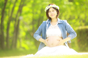 若い妊婦