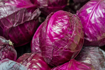 Fototapeta na wymiar Red cabbage in the market