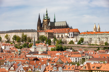 The panorama of the Charles bridge and Prazhsky Hrad in the center of Prague - 265442963