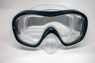 Snorkel Mask with white background for di cut