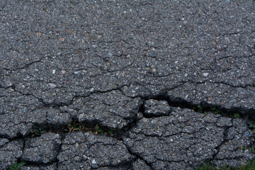 Ground rift-010