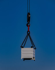 Lastenkran mit Transportgut