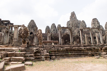 Fototapeta na wymiar Angkor / アンコール遺跡群