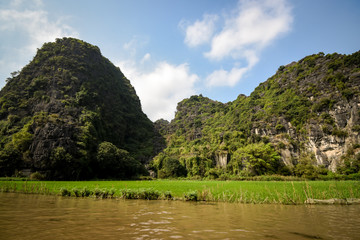 ninh binh carst mountains in northern vietnam - 265479352