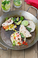 corn tortilla with chicken and black beans