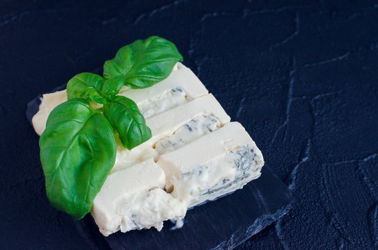 Gorgonzola cheese with mascarpone
