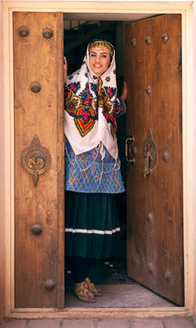 beautiful Iranian lady in a village of Abyaneh