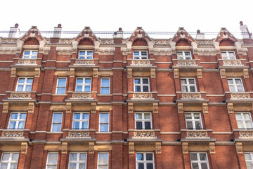 Fototapeta na wymiar Facade of a building in London