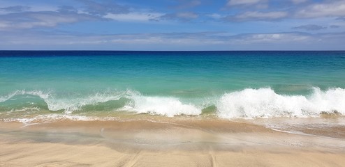 Beach waves Paradise