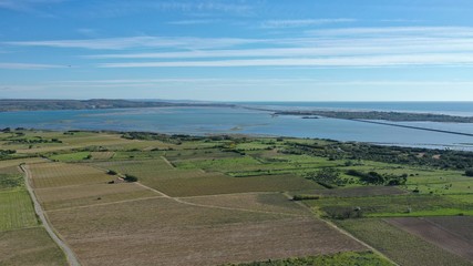 Naklejka premium falaise de Leucate et La Franqui (Aude, France)
