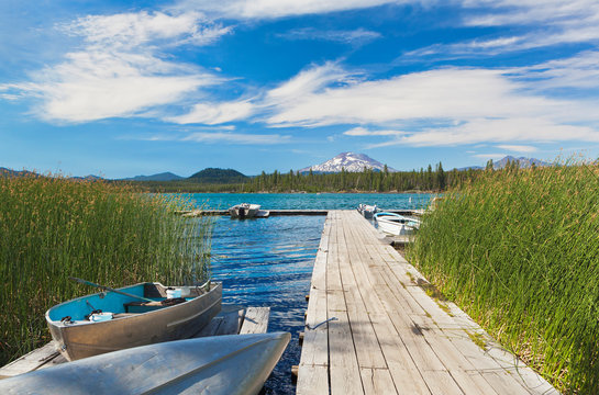 Boat moored along pier, Davis Lake, Bend, Oregon, United States