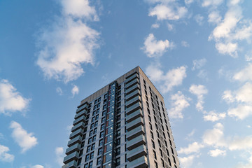 Obraz premium Modern Apartment Building on a Sunny Day in City of London, United Kingdom