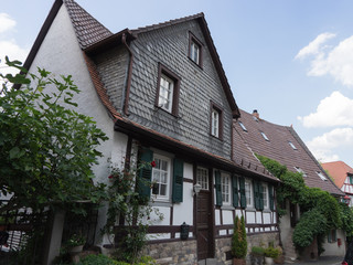 Fototapeta na wymiar Historische Fachwerkhäuser am Marktplatz in Heppenheim / Bergstrasse