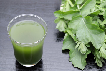 青汁　野菜ジュース