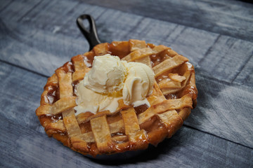 Cast Iron Apple Pie
