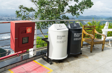 Müllcontainer
