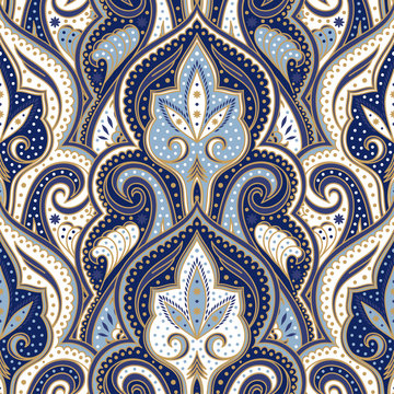 Indian paisley pattern vector seamless. Floral arabesque medallion motif print. Vintage flower ethnic ornament. Arabesque design for woman scarf, curtain textile, wallpaper, carpet, blanket.