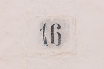 Hausnummer 16